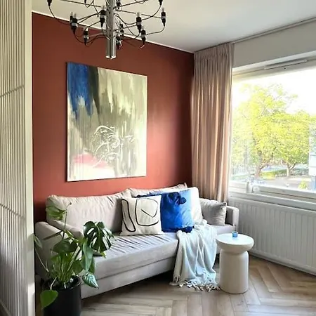 Apartment The Bird Cherry Naantali
